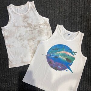 Old Navy Kids 2 Tank Tops size M (8)
